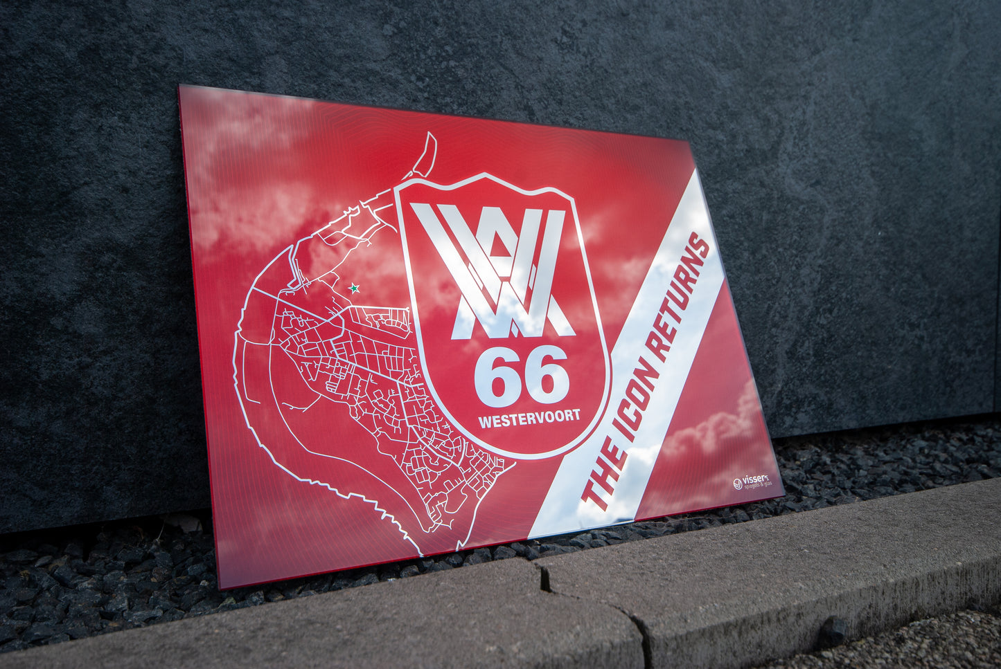 AVW'66 Football Mirror